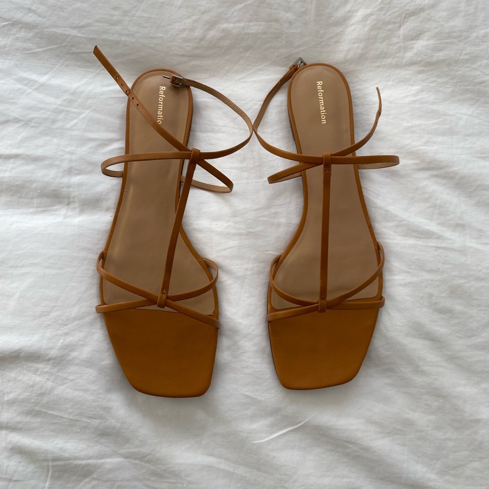 NWT Reformation Maxwell Flat Sandal | Women’s Size 11